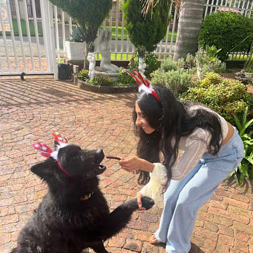 Profile image for pet sitter Anara