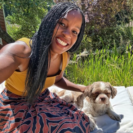 Profile image for pet sitter Zina
