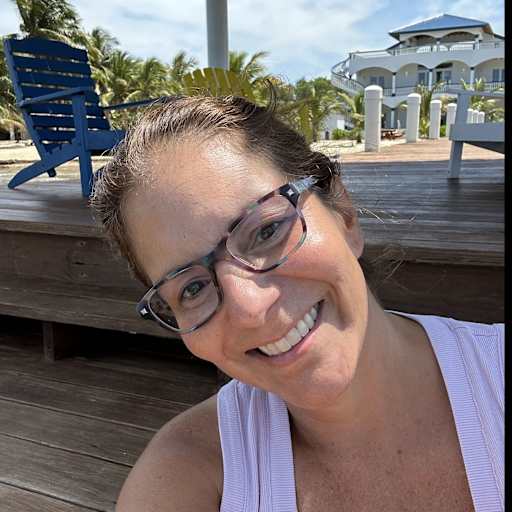 Profile image for pet sitters Gina & Alan