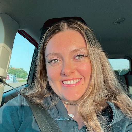 Profile image for pet sitter Hailey