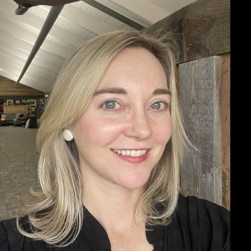 Profile image for pet sitter Ellen