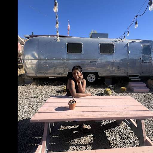 Profile image for pet sitter Mai