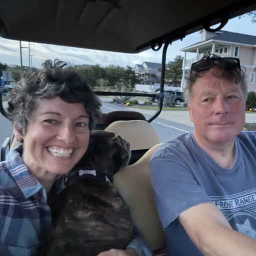 Profile image for pet sitters Gia & James