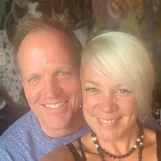 Profile image for pet sitters Tamela & Wes