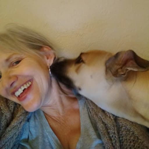 Profile image for pet sitter Diane