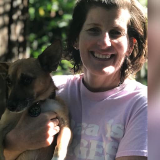 Profile image for pet sitters Jenny & Eric