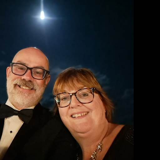 Profile image for pet sitters Emma & Stephen