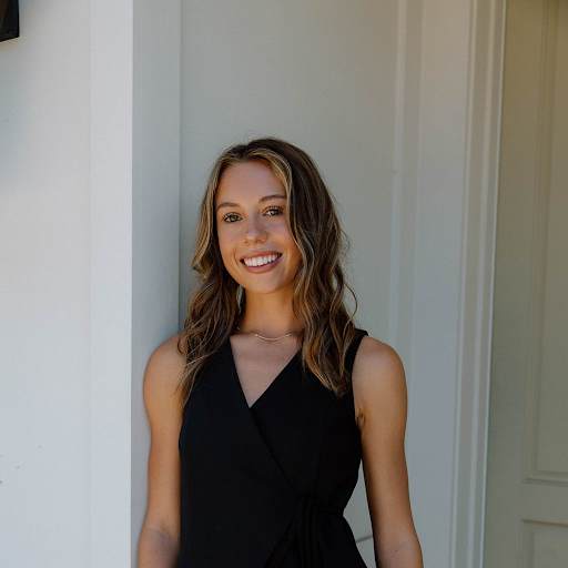 Profile image for pet sitter Lexi