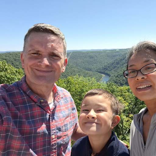 Profile image for pet sitters Jack & Sayuri