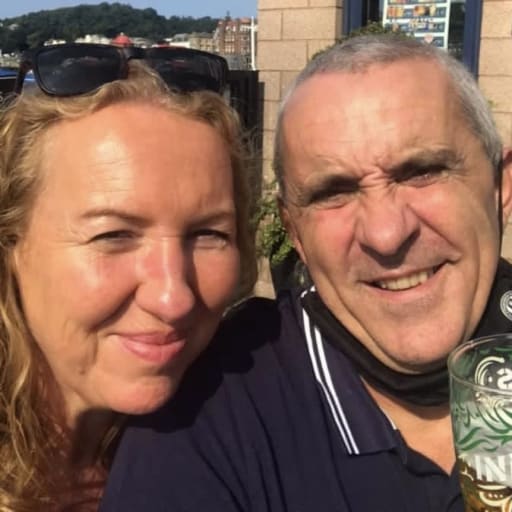 Profile image for pet sitters Joni & Robert