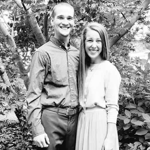 Profile image for pet sitters Alyssa & Matthew