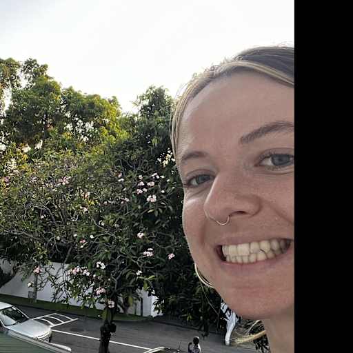 Profile image for pet sitter Louise