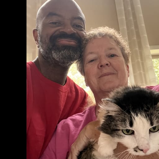 Profile image for pet sitters Teresa & Wally