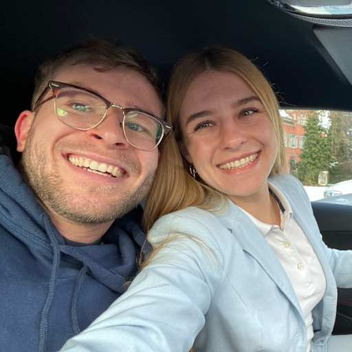 Profile image for pet sitters Lara & Nils