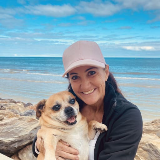 Profile image for pet sitter Noeline