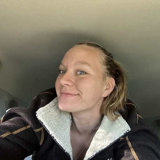 Profile image for pet sitter Molly