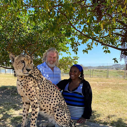 Profile image for pet sitters Myila & Andrew