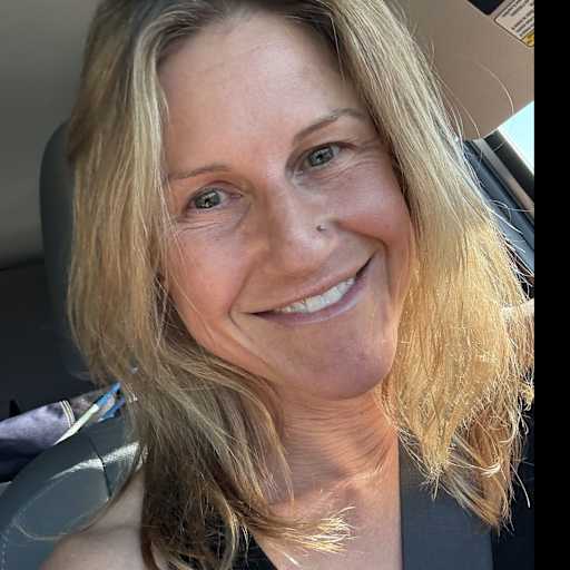 Profile image for pet sitter Alexis
