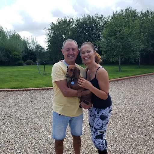 Profile image for pet sitters Philippa & Roberto