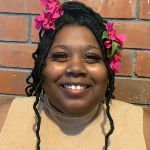 Profile image for pet sitter Shantanice