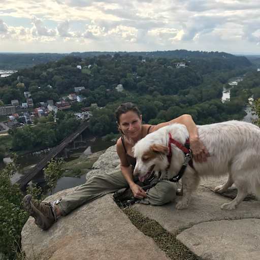 Profile image for pet sitter Lori