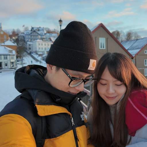 Profile image for pet sitters Ting-Han & Danny