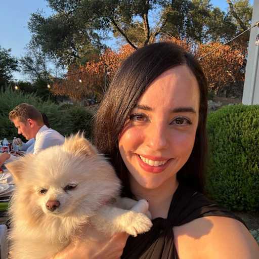 Profile image for pet sitter Laura