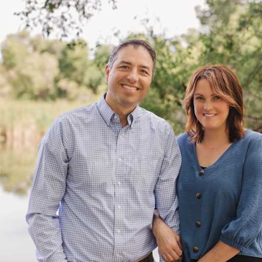 Profile image for pet sitters Leah & Mike