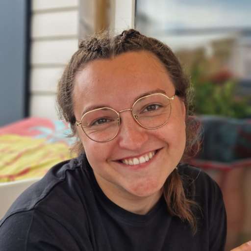 Profile image for pet sitter Flavy