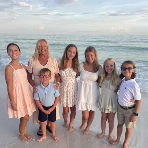 Profile image for pet sitter Cindy