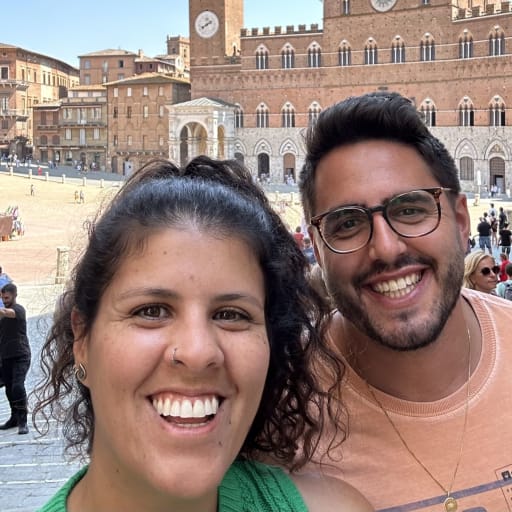 Profile image for pet sitters Marília & Tomaz 