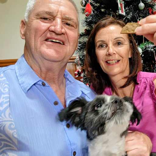 Profile image for pet sitters Sue & Bill