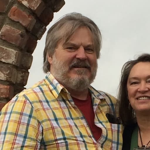 Profile image for pet sitters Judy & Dave