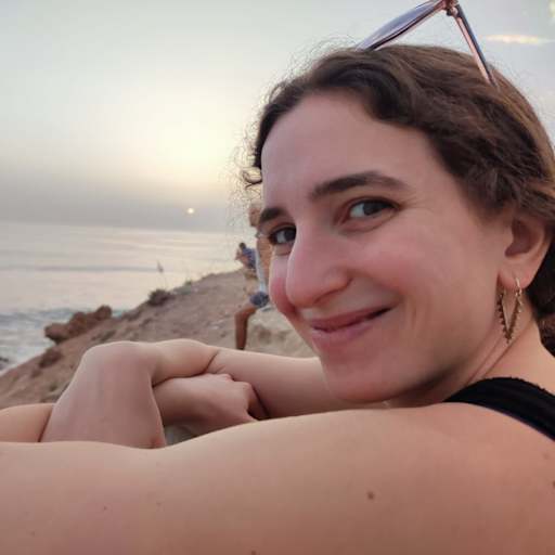 Profile image for pet sitter Julia