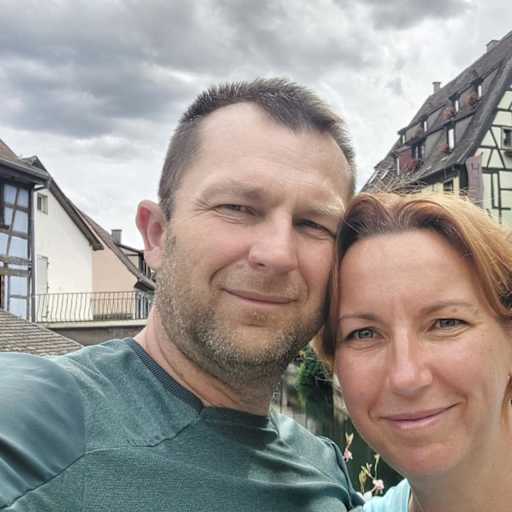 Profile image for pet sitters Istvan & Anett