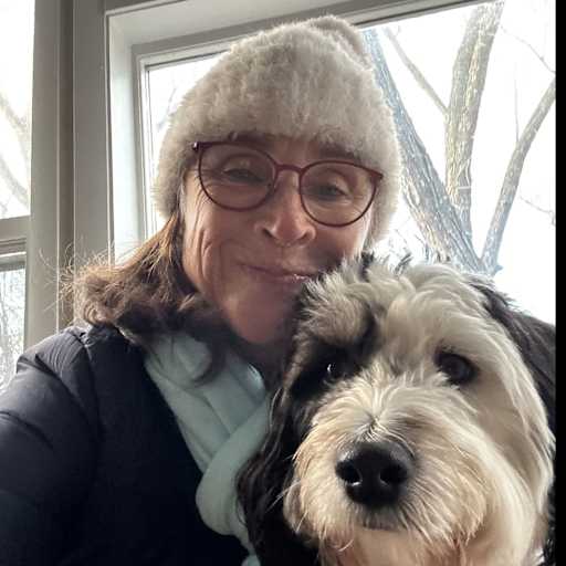 Profile image for pet sitters Gina & Mayamay