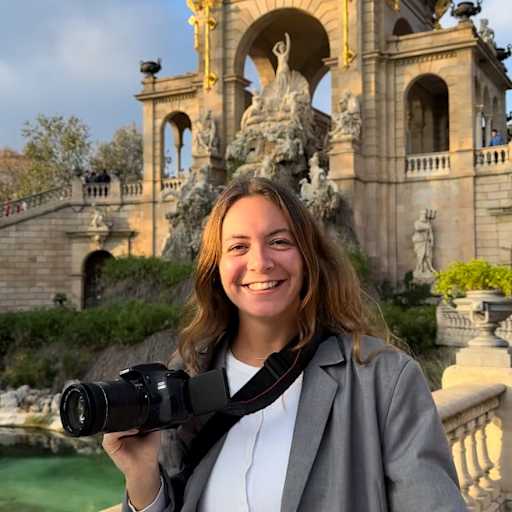 Profile image for pet sitter Sara