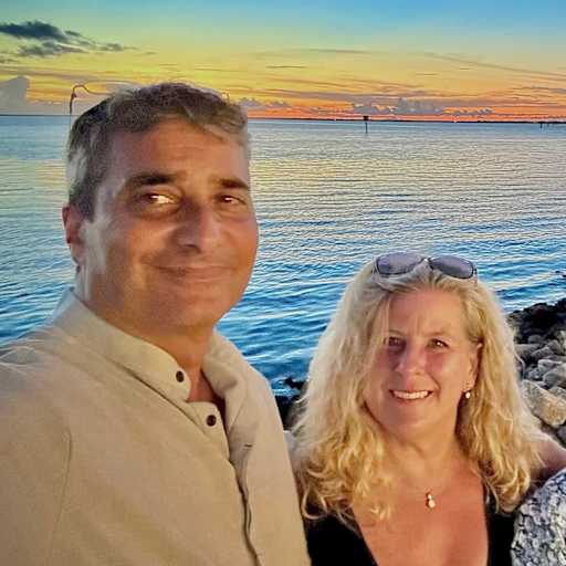 Profile image for pet sitters Scott & Diane