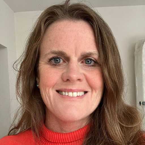 Profile image for pet sitter Caroline