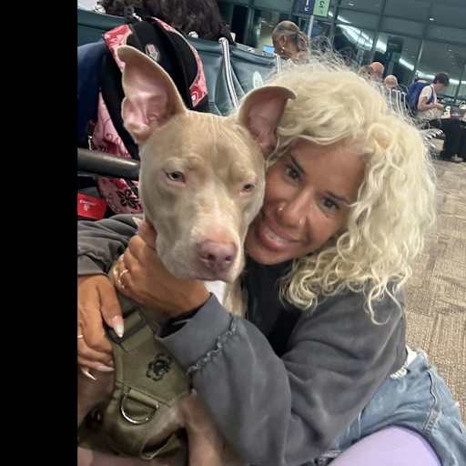 Profile image for pet sitter Dionisia