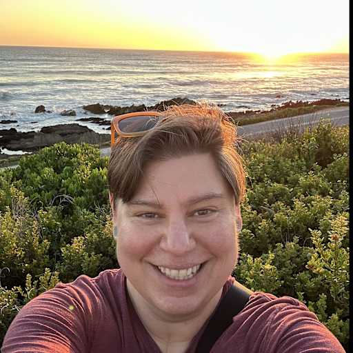 Profile image for pet sitter Jen