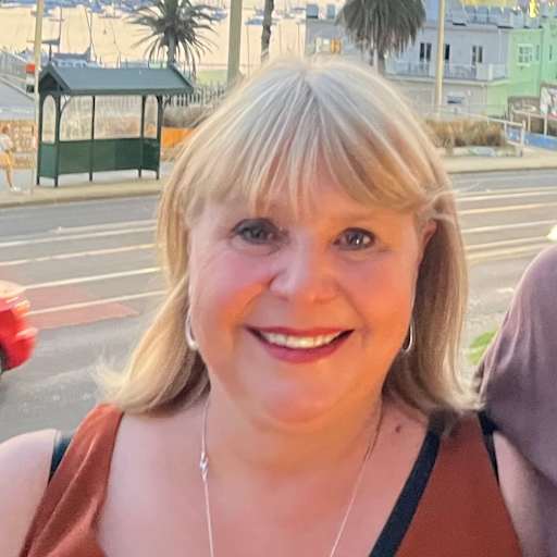 Profile image for pet sitters Kathy & Leigh