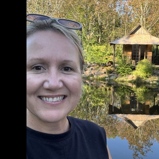 Profile image for pet sitter Heather