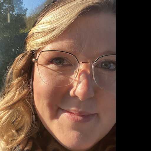 Profile image for pet sitter Debbie