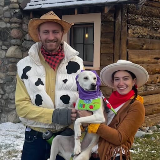 Profile image for pet sitters Laura & Jake