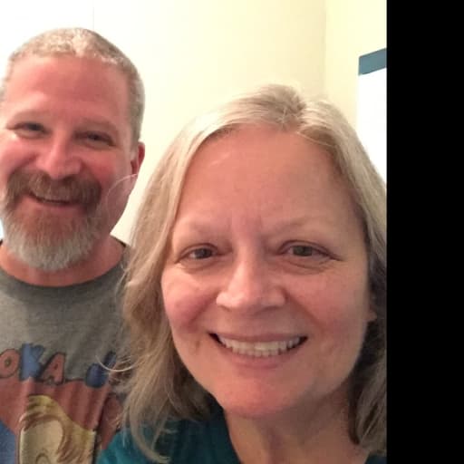 Profile image for pet sitters Jean & Francis 