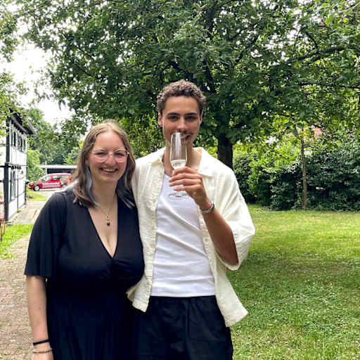 Profile image for pet sitters Rieke & Jerry