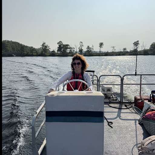 Profile image for pet sitter Jenny