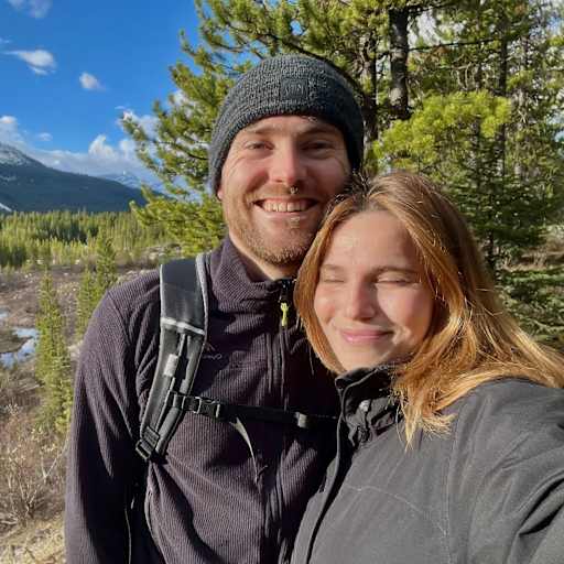 Profile image for pet sitters Maria & Nolan 