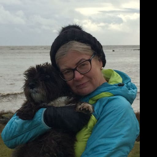 Profile image for pet sitters Alex & Carolyn